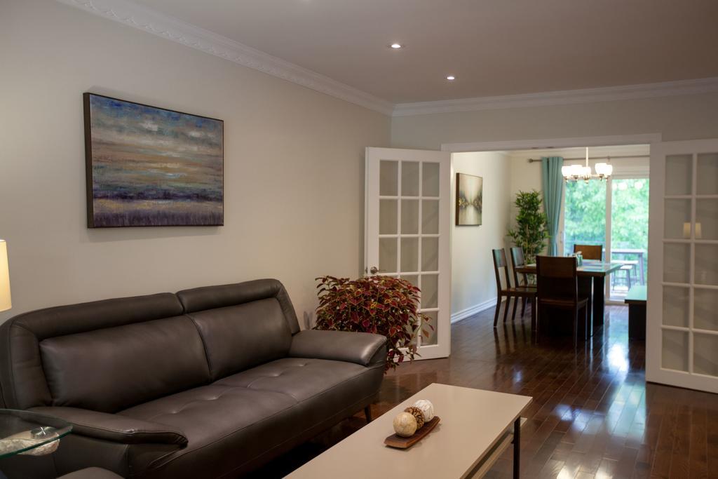 多伦多邓肯公园民宿 Toronto Duncan Park Guesthouse Bagian luar foto