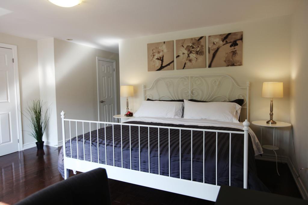 多伦多邓肯公园民宿 Toronto Duncan Park Guesthouse Bagian luar foto