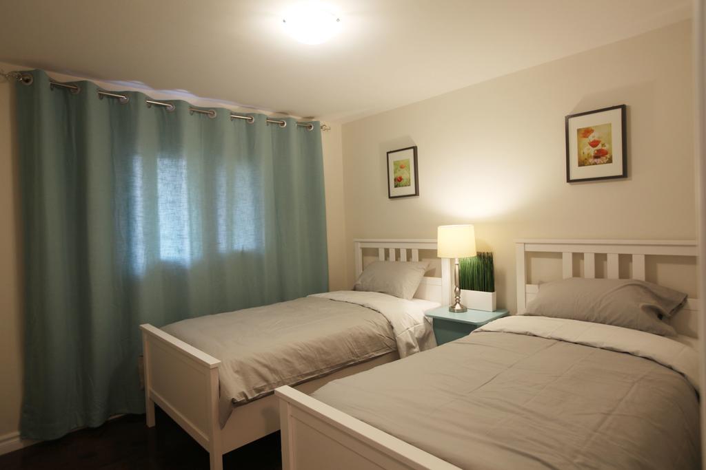 多伦多邓肯公园民宿 Toronto Duncan Park Guesthouse Bagian luar foto